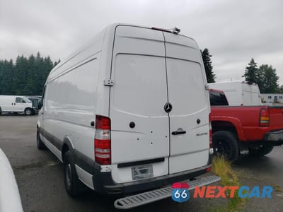 Drugie zdjęcie samochodu z przodu: 2014 MERCEDES-BENZ SPRINTER 2500 VIN:WD3PE8DE4E5898675 - miniatura