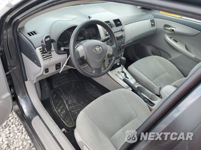 Zdjęcie 8 z 13 samochodu: 2011 TOYOTA COROLLA BASE VIN:2T1BU4EE0BC734249 - miniatura
