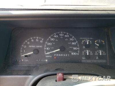 Zdjęcie 9 z 14 samochodu: 1998 CHEVROLET GMT-400 C1500 VIN:1GCEC14W0WZ125943 - miniatura