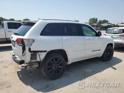 Trzecie zdjęcie samochodu z tyłu: 2018 JEEP GRAND CHEROKEE LAREDO VIN:1C4RJFAGXJC102506 - miniatura