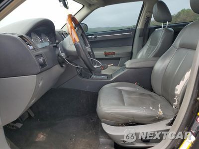 Zdjęcie 7 z 14 samochodu: 2005 CHRYSLER 300 TOURING VIN:2C3AA53G65H632077 - miniatura