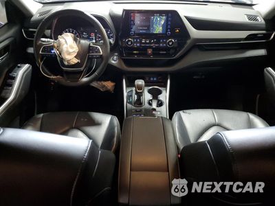 Zdjęcie 8 z 16 samochodu: 2022 TOYOTA HIGHLANDER XLE VIN:5TDHZRBH4NS574864 - miniatura