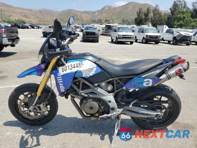 Trzecie zdjęcie samochodu z tyłu: 2009 APRILIA DORSODURO 750 VIN:ZD4SMC0079S000243 - miniatura