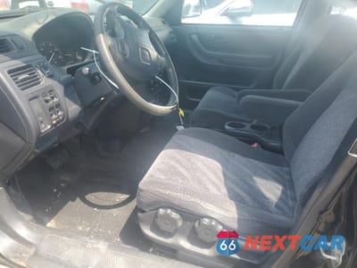 Zdjęcie 7 z 14 samochodu: 2000 HONDA CR-V LX VIN:JHLRD2846YC010625 - miniatura