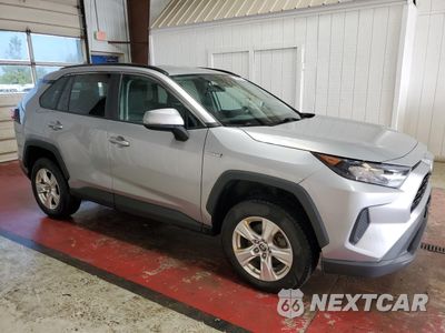 Czwarte zdjęcie samochodu z boku: 2021 TOYOTA RAV4 LE VIN:4T3MWRFV0MU028082 - miniatura