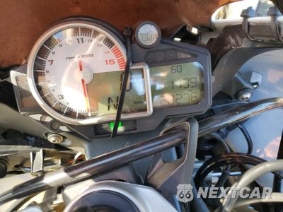 Zdjęcie 7 z 10 samochodu: 2010 BMW S 1000 RR VIN:WB1051707AZV40579 - miniatura