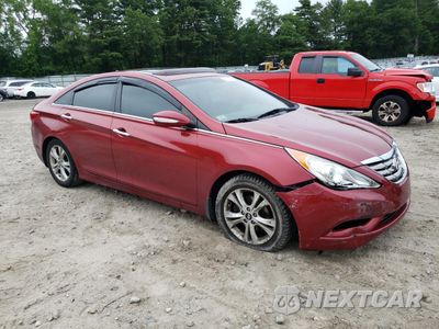 Czwarte zdjęcie samochodu z boku: 2013 HYUNDAI SONATA SE VIN:5NPEC4AC4DH774645 - miniatura