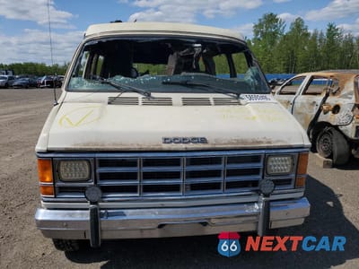 Piąte zdjęcie samochodu w środku: 1985 DODGE RAM VAN B250 VIN:2B6HB23T0FK279878 - miniatura
