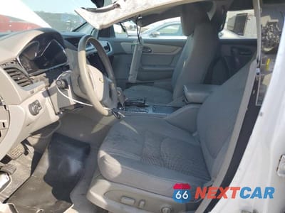 Zdjęcie 7 z 12 samochodu: 2016 CHEVROLET TRAVERSE LS LS VIN:1GNKRFKD6GJ307279 - miniatura