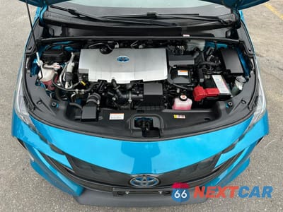 Piąte zdjęcie samochodu w środku: 2022 TOYOTA PRIUS PRIME LE VIN:JTDKAMFP7N3203457 - miniatura