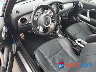 Zdjęcie 8 z 12 samochodu: 2008 MINI COOPER S VIN:WMWRH33588TL97165 - miniatura