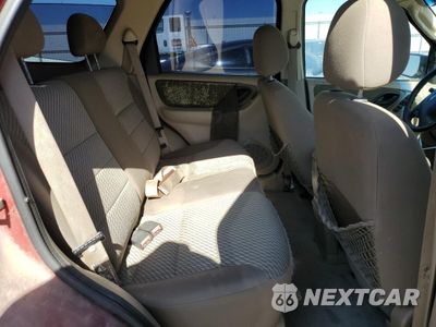 Zdjęcie 11 z 14 samochodu: 2004 FORD ESCAPE XLT VIN:1FMYU03104KA41942 - miniatura
