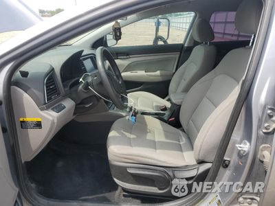 Zdjęcie 7 z 12 samochodu: 2017 HYUNDAI ELANTRA SE VIN:5NPD84LF0HH125449 - miniatura