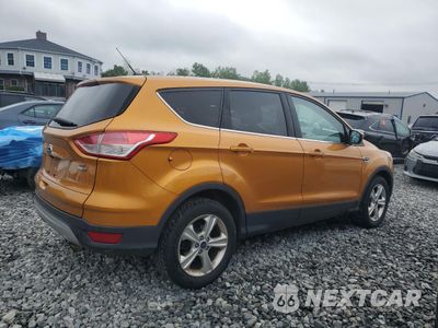 Trzecie zdjęcie samochodu z tyłu: 2016 FORD ESCAPE SE VIN:1FMCU9GXXGUA57569 - miniatura