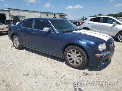 Czwarte zdjęcie samochodu z boku: 2006 CHRYSLER 300C VIN:2C3KA63H66H435298 - miniatura