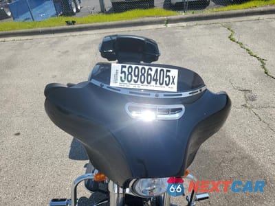 Piąte zdjęcie samochodu w środku: 2022 HARLEY-DAVIDSON FLHX VIN:1HD1KBC14NB650426 - miniatura