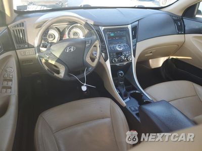 Zdjęcie 8 z 14 samochodu: 2013 HYUNDAI SONATA SE VIN:5NPEC4AB3DH509707 - miniatura
