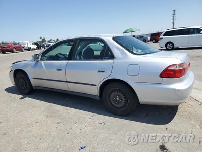 Drugie zdjęcie samochodu z przodu: 2000 HONDA ACCORD LX VIN:1HGCG6656YA131035 - miniatura