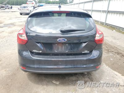 Zdjęcie 6 z 12 samochodu: 2014 FORD FOCUS SE VIN:1FADP3K2XEL383678 - miniatura