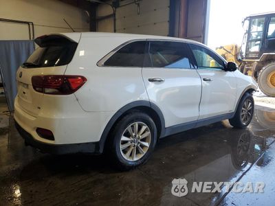 Trzecie zdjęcie samochodu z tyłu: 2019 KIA SORENTO LX VIN:5XYPGDA59KG486963 - miniatura