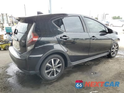 Trzecie zdjęcie samochodu z tyłu: 2018 TOYOTA PRIUS C VIN:JTDKDTB39J1606558 - miniatura