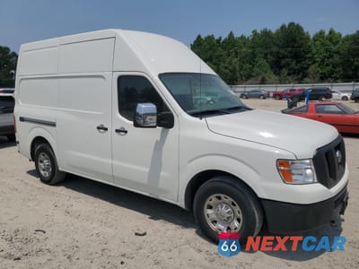 Czwarte zdjęcie samochodu z boku: 2017 NISSAN NV 2500 S VIN:1N6AF0LY3HN808780 - miniatura