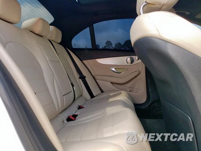 Zdjęcie 10 z 12 samochodu: 2015 MERCEDES-BENZ C 300 VIN:55SWF4JB8FU067602 - miniatura