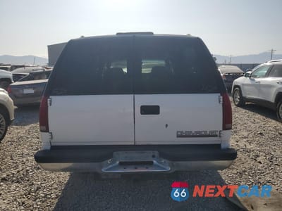 Zdjęcie 6 z 13 samochodu: 1999 CHEVROLET SUBURBAN K1500 VIN:3GNFK16R6XG250341 - miniatura