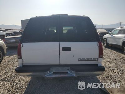 Zdjęcie 6 z 13 samochodu: 1999 CHEVROLET SUBURBAN K1500 VIN:3GNFK16R6XG250341 - miniatura