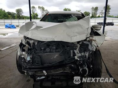 Piąte zdjęcie samochodu w środku: 2015 NISSAN ROGUE S VIN:5N1AT2MK6FC862869 - miniatura