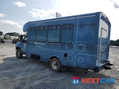 Drugie zdjęcie samochodu z przodu: 2023 FORD ECONOLINE E350 SUPER DUTY CUTAWAY VAN VIN:1FDEE3FN9PDD05734 - miniatura