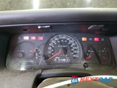 Zdjęcie 9 z 14 samochodu: 2005 FORD CROWN VICTORIA POLICE INTERCEPTOR VIN:2FAHP71W35X148300 - miniatura