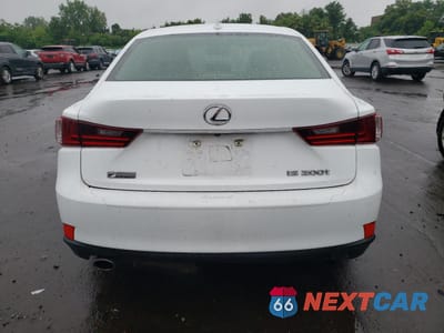 Zdjęcie 6 z 12 samochodu: 2016 LEXUS IS 200T VIN:JTHBA1D23G5038423 - miniatura