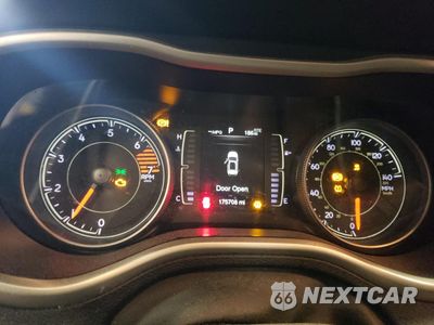 Zdjęcie 9 z 15 samochodu: 2018 JEEP CHEROKEE LATITUDE PLUS VIN:1C4PJMLB8JD530601 - miniatura