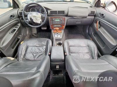 Zdjęcie 8 z 13 samochodu: 2005 VOLKSWAGEN PASSAT GLX VIN:WVWRU63B65E023806 - miniatura
