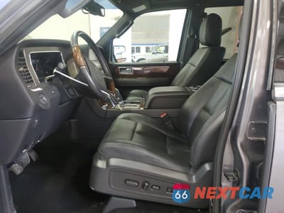 Zdjęcie 7 z 15 samochodu: 2014 LINCOLN NAVIGATOR VIN:5LMJJ2H58EEL03852 - miniatura