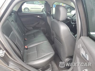 Zdjęcie 10 z 15 samochodu: 2015 FORD FOCUS TITANIUM VIN:1FADP3J27FL259029 - miniatura