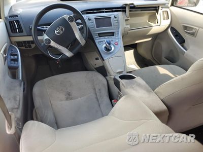 Zdjęcie 8 z 12 samochodu: 2015 TOYOTA PRIUS VIN:JTDKN3DU0F0408077 - miniatura
