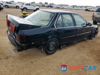 Trzecie zdjęcie samochodu z tyłu: 1991 HONDA ACCORD EX VIN:1HGCB766XMA133328 - miniatura