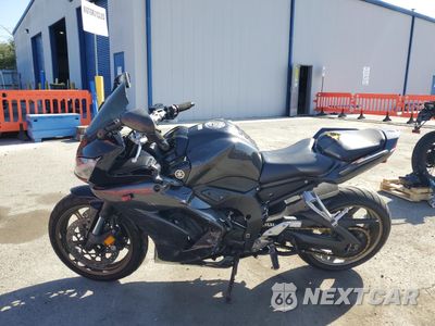 Trzecie zdjęcie samochodu z tyłu: 2009 YAMAHA FZ1 S VIN:JYARN17E89A007362 - miniatura
