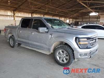 Czwarte zdjęcie samochodu z boku: 2021 FORD F150 SUPERCREW VIN:1FTFW1ED0MFB43205 - miniatura