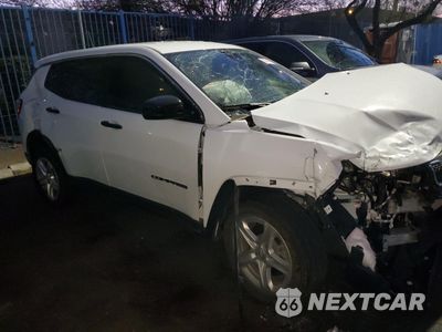 Czwarte zdjęcie samochodu z boku: 2023 JEEP COMPASS SPORT VIN:3C4NJDAN2PT559261 - miniatura