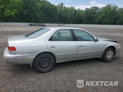 Trzecie zdjęcie samochodu z tyłu: 2001 TOYOTA CAMRY CE VIN:4T1BG22K51U029661 - miniatura