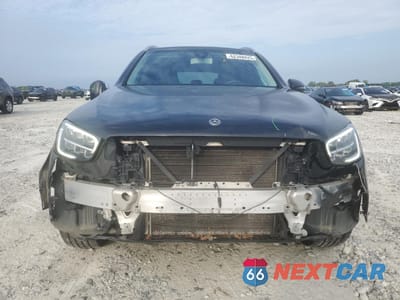 Piąte zdjęcie samochodu w środku: 2020 MERCEDES-BENZ GLC 300 4MATIC VIN:W1N0G8EB5LF856697 - miniatura