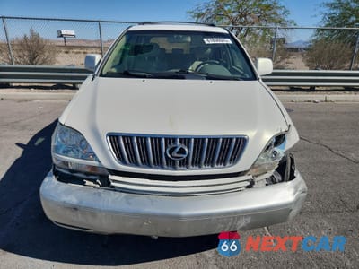 Piąte zdjęcie samochodu w środku: 2001 LEXUS RX 300 VIN:JTJHF10U910189398 - miniatura