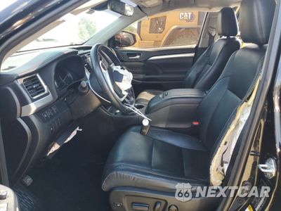 Zdjęcie 7 z 16 samochodu: 2018 TOYOTA HIGHLANDER SE VIN:5TDJZRFH0JS554102 - miniatura