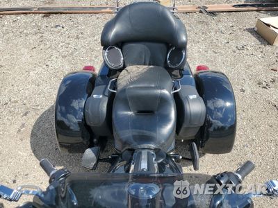 Piąte zdjęcie samochodu w środku: 2013 HARLEY-DAVIDSON FLHTCUTG TRI GLIDE ULTRA CLASSIC VIN:1HD1MAM18DB850324 - miniatura