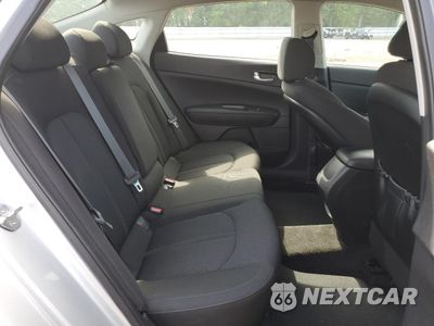 Zdjęcie 10 z 12 samochodu: 2018 KIA OPTIMA LX VIN:5XXGT4L33JG265319 - miniatura