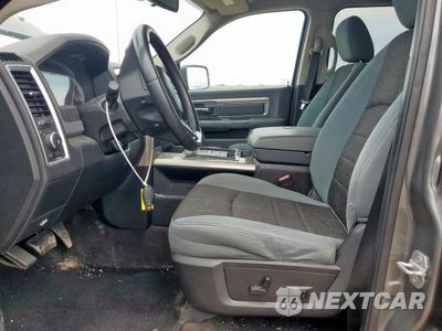 Zdjęcie 7 z 14 samochodu: 2013 RAM 1500 SLT VIN:1C6RR6LT8DS566253 - miniatura