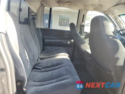 Zdjęcie 10 z 14 samochodu: 2003 DODGE DAKOTA QUAD SLT VIN:1D7HG48NX3S239673 - miniatura